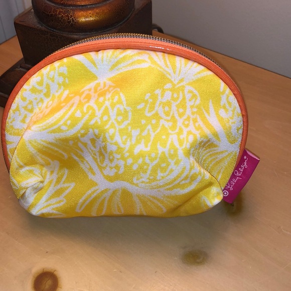 Lilly Pulitzer x Target Pineapple makeup bag